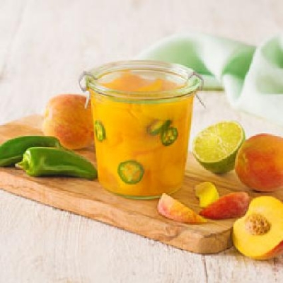 SWEET AND SPICY CANNED PEACHES